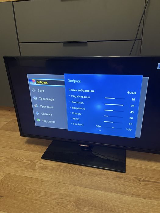 Телевізор samsung , 32 дюйма