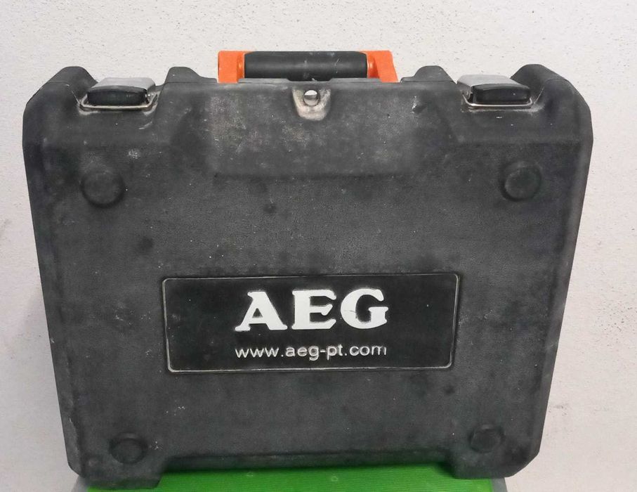APARAFUSADEIRA AEG S/ FIO -  SEMI NOVA