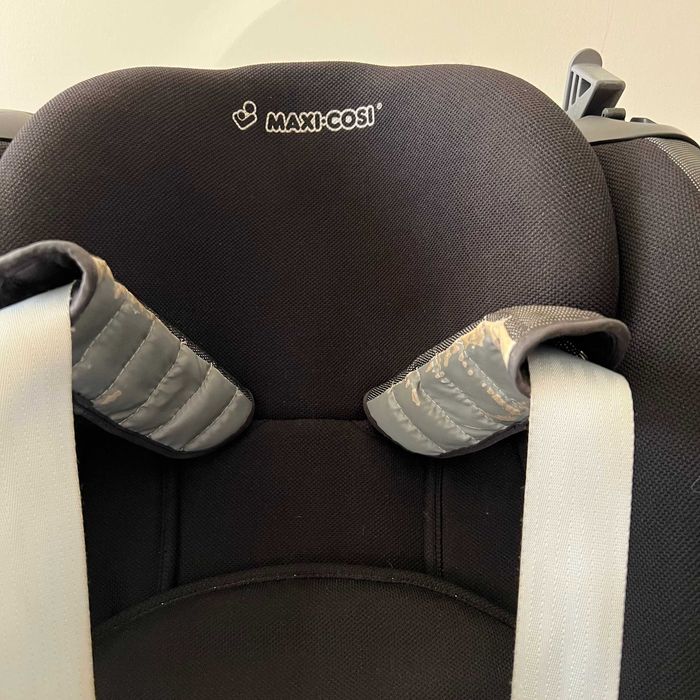 Cadeira Auto grupo 1, dos 9 aos 18 Kg, Maxi Cosi Tobi, Preto