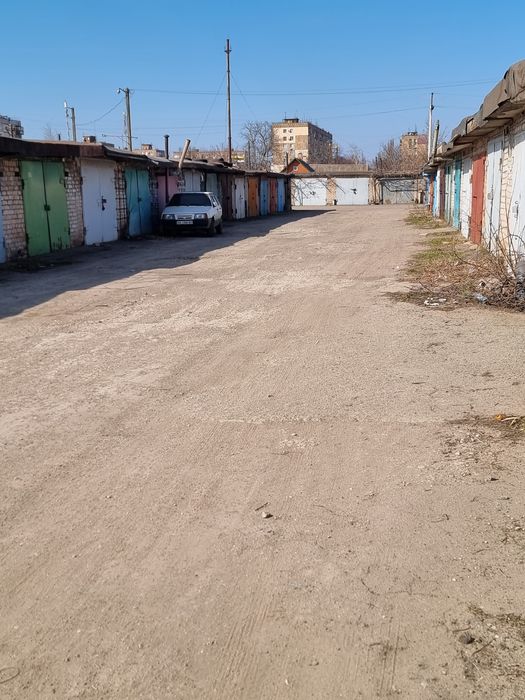 Гараж в кооперативі "Проект"