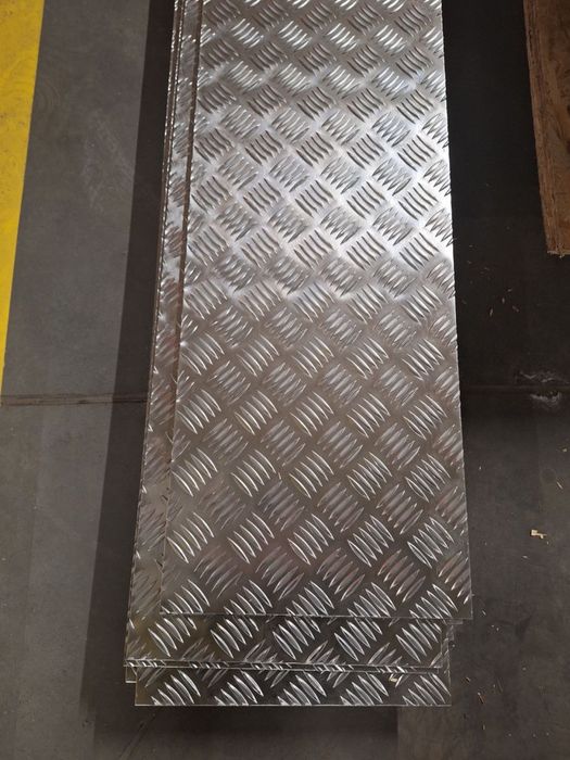 Blacha  aluminiową ryflowaną,