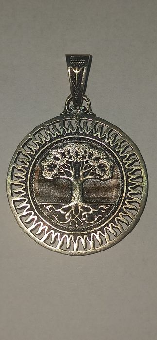 Srebrny amulet symboliczny – ręcznie wykonany – unikat