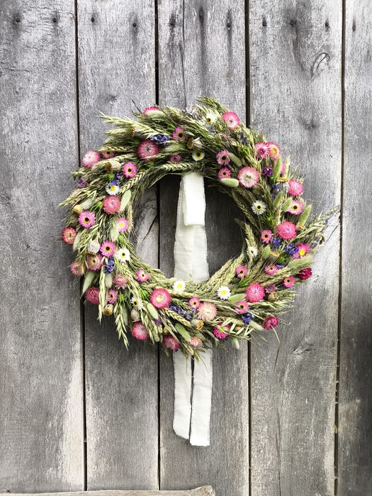 Натуральний віночок з сушених трав та квітів на двері/стіну