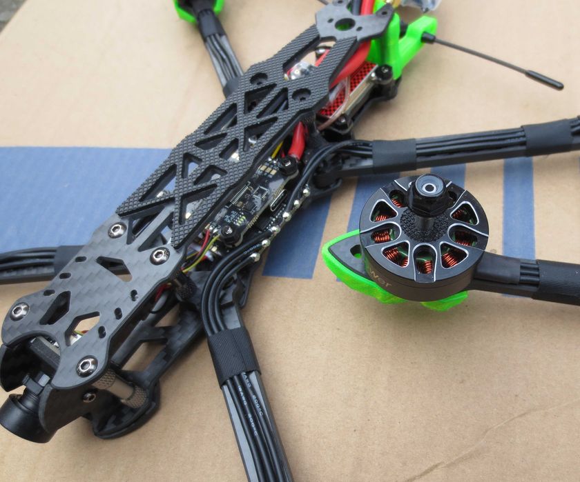 FPV дрон PNP F405 FC, 60A,5,8G,915Mhz ELRS.  Модуль передатчика.