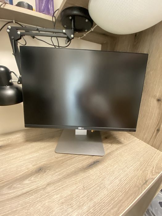 Продаю монитор Dell u2415b