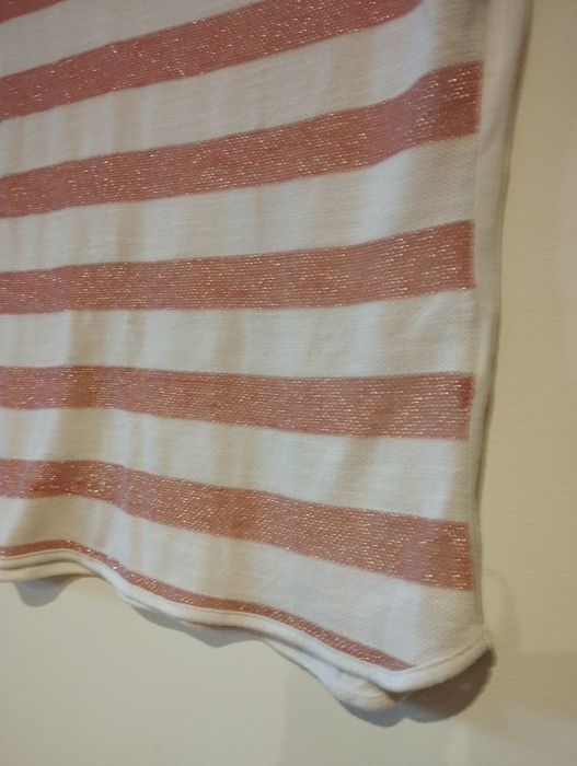 T-shirt Mulher - Damasco e Dourada