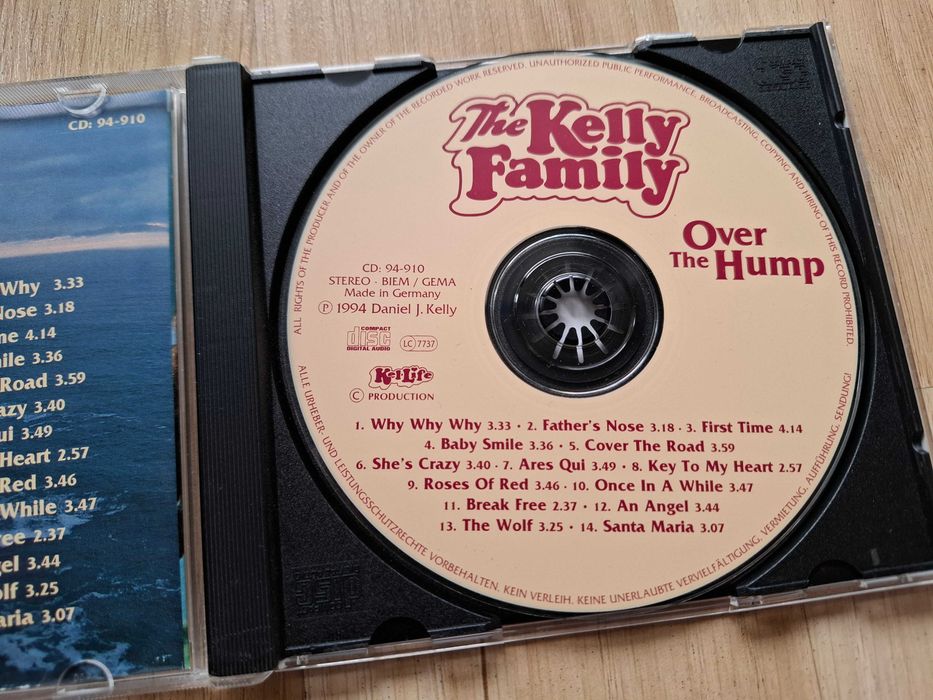 The Kelly Family – Over The Hump CD 1994 hit An Angel folk pop rock