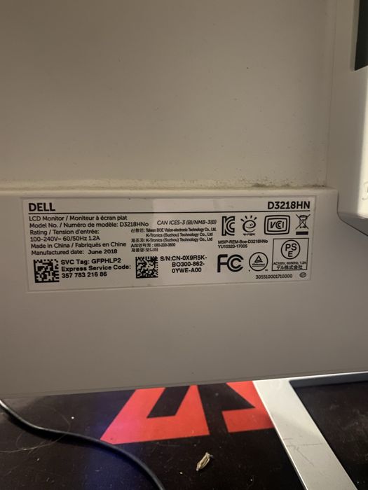 Монітор DELL  D3218HN 32 дюйма