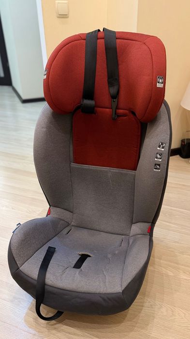 Автокрісло дитяче. Isofix