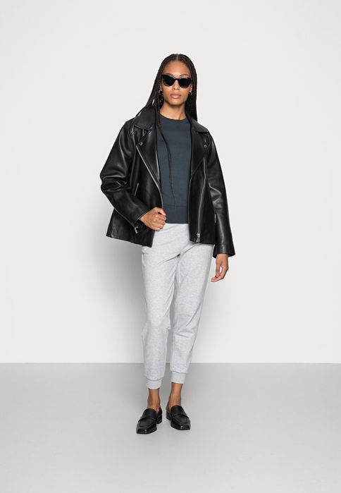 Sweter basic Someday 38