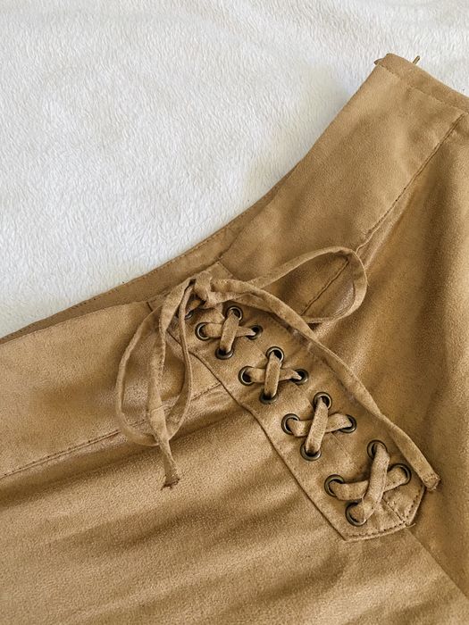 Beżowe wiązane szorty H&M 38 (M) suwak