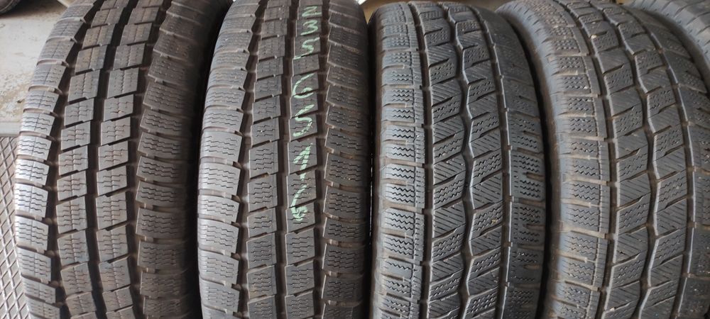Pneus 235 65 R16 comerciais seminovos