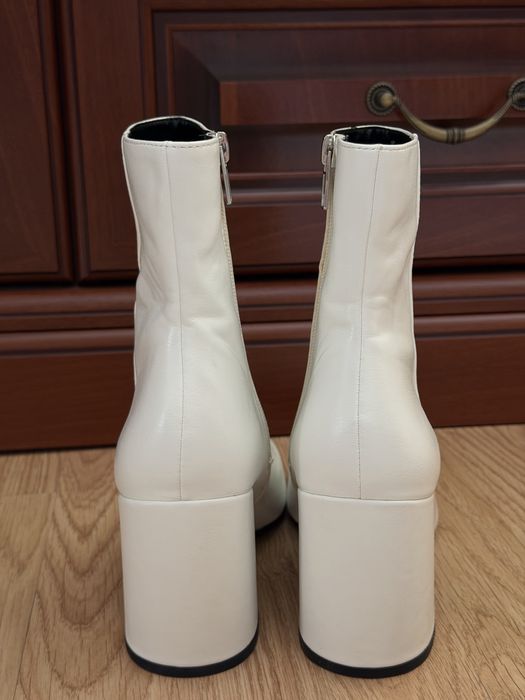 Чоботи bershka нові 38 розмір