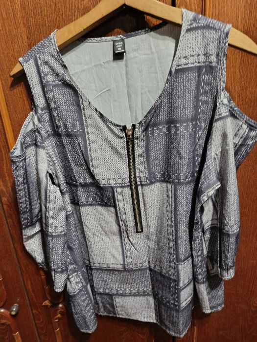 Продам стильные блузки,футболки