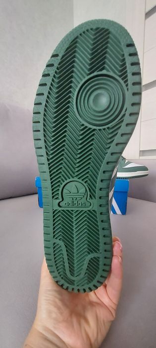 Взуття adidas оригінал