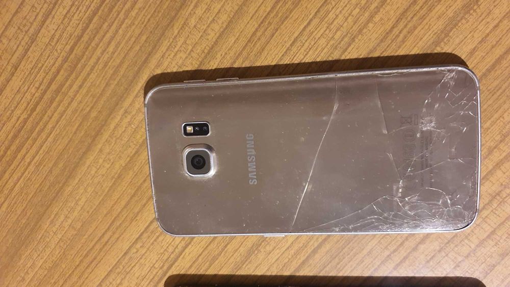 Zestaw Telefonów 3 sztuki Smartfon Samsung S6 Edge S8 S9+ Sprawne Uszk