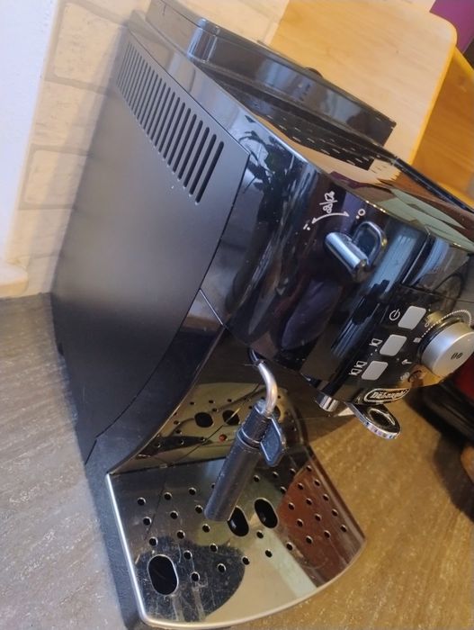 Ekspres do kawy DeLonghi