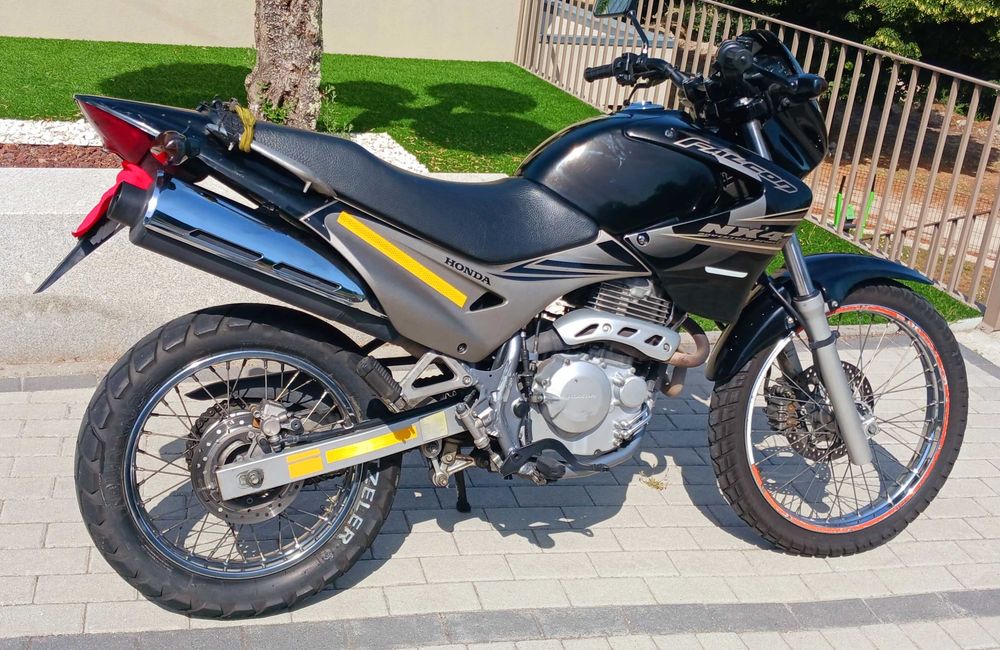 Mota Nx 400 Honda Falco