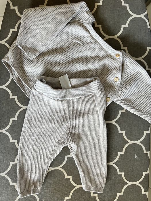 Komplet niemowlęcy H&M r 56