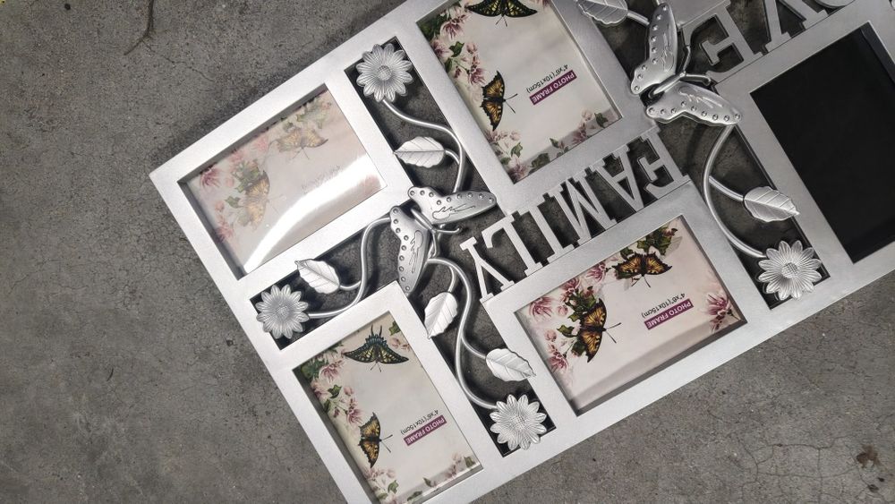 Quadro passpartout para várias fotos