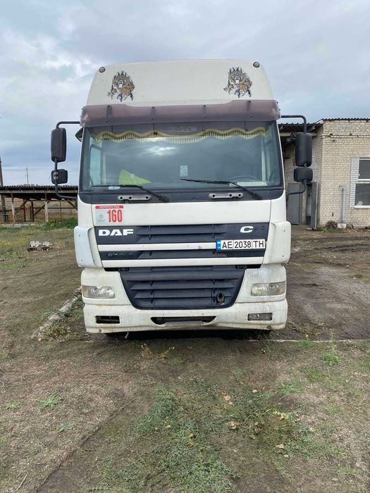 DAF CF тягач с полуприцепом STAS
