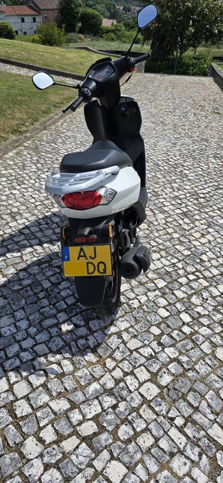 Peugeot Kysbee como nova