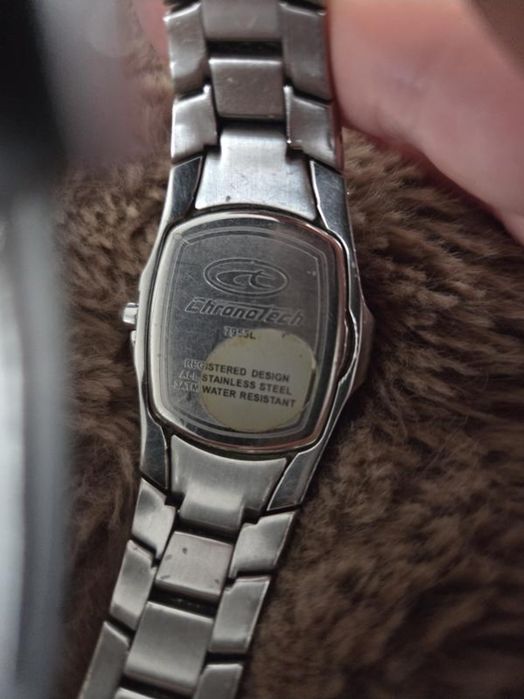 Годинник Chronotech T995L