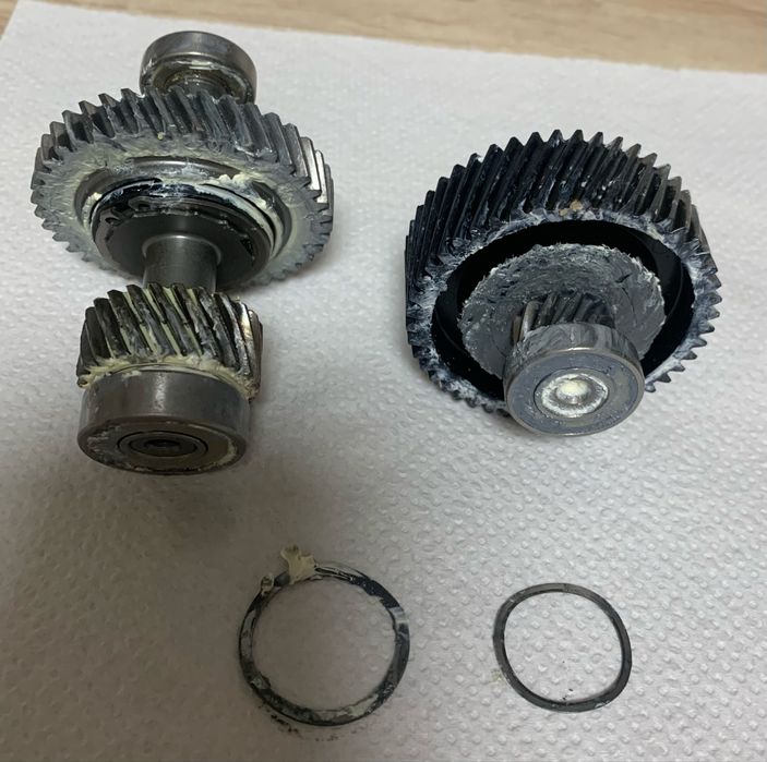 Elementy silnika Shimano Steps DU-E8000