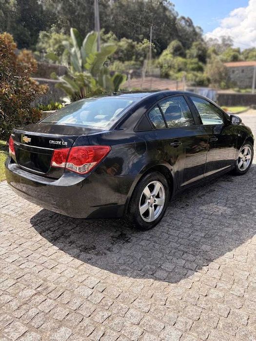 Chevrolet Cruze 1.6 LS — photo 2