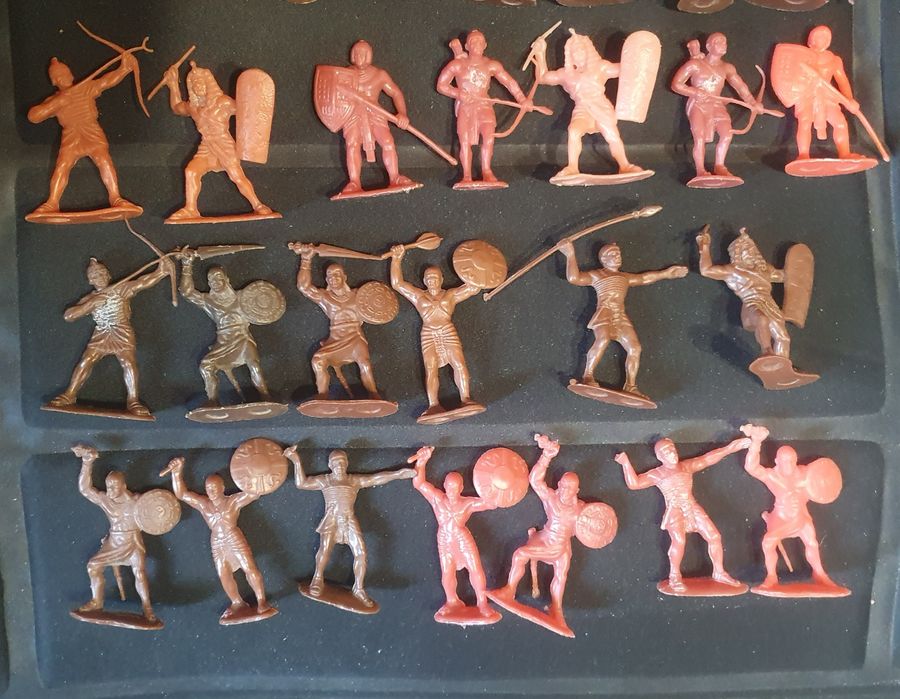 Наборы солдатиков донецкой фабрики