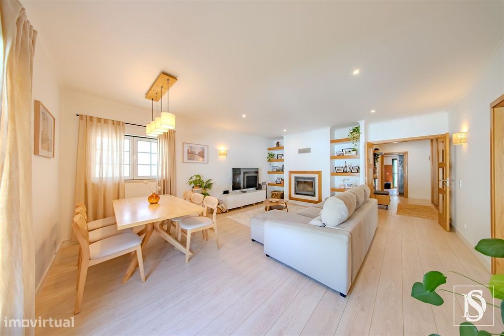 Apartamento T4 - Condomínio Lírio do Campo - Riachos, Torres Novas