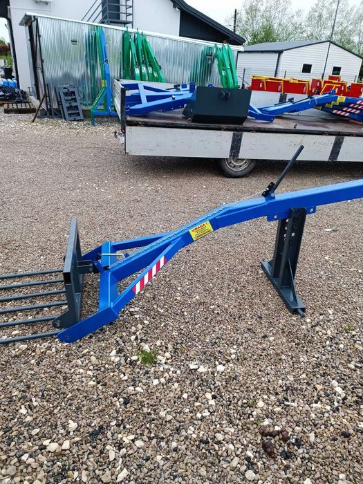 Ładowacz na tylni tuz ciągnika