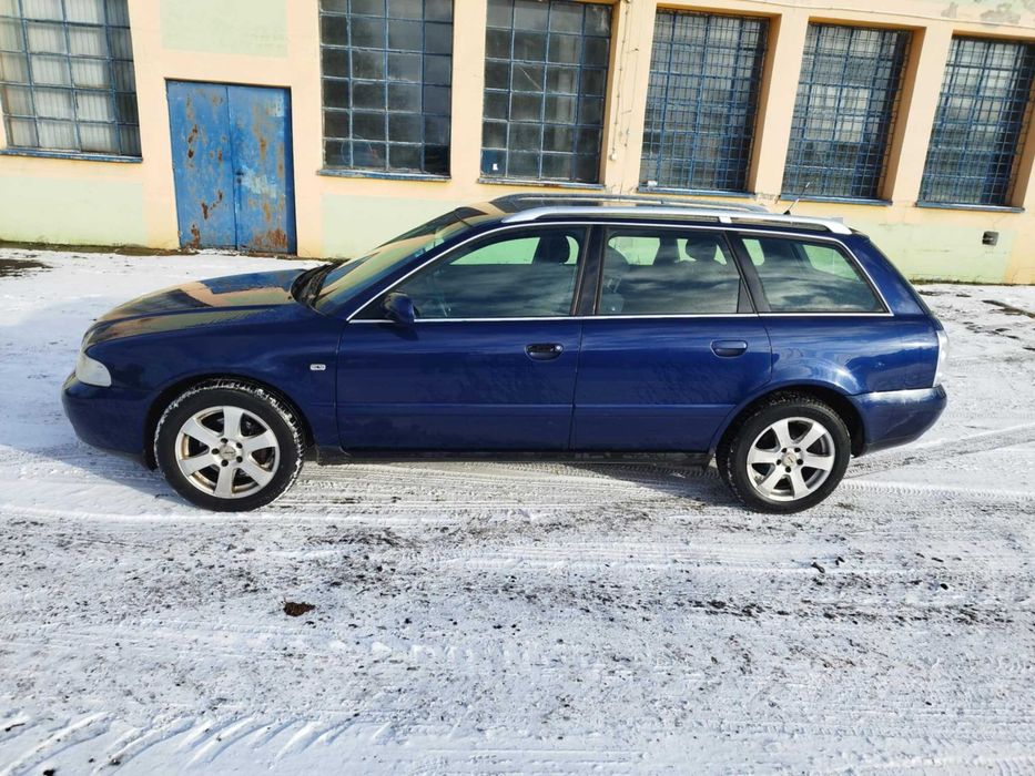 Audi A4 B5 2.4 benzyna