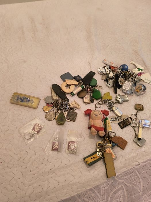 Coleção de esqueiros e porta chaves