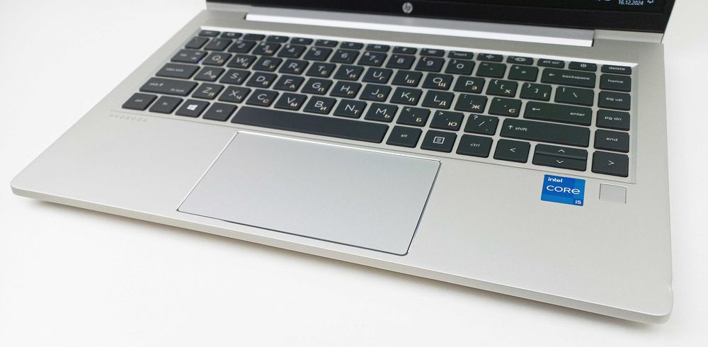 HP Probook 440 G8 i5-1135G7 16Gb 256SSD FullHD IPS