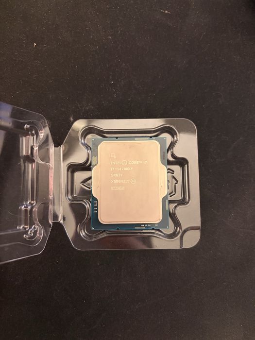 Intel Core i7-14700KF CPU ジャンク intel core i7 14700kf - купити комплектуючі для ПК - Ціна на OLX.ua
