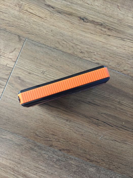 Starter booster powerbank nowy przewody led usb latarka