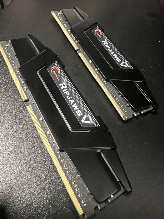 2 dimms Ram 32gb x 2  64 gb de ram Ddr4
