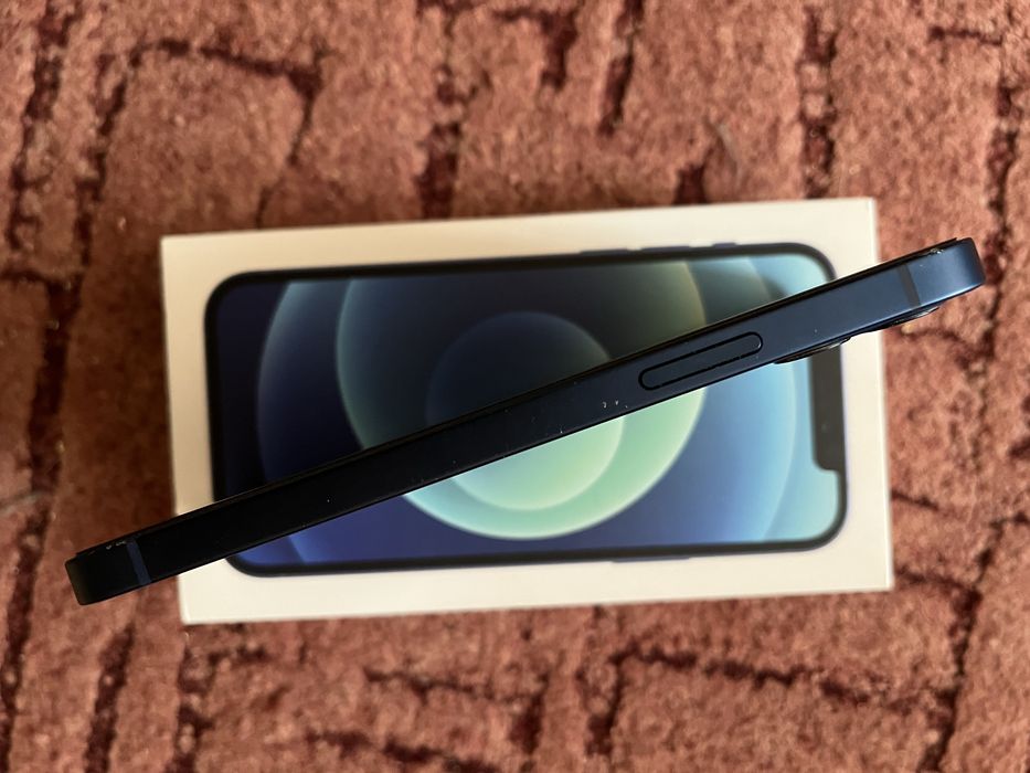 IPhone 12 ,128 Neverlock в хорошем состоянии