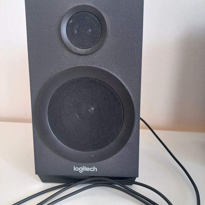 3 colunas logitech