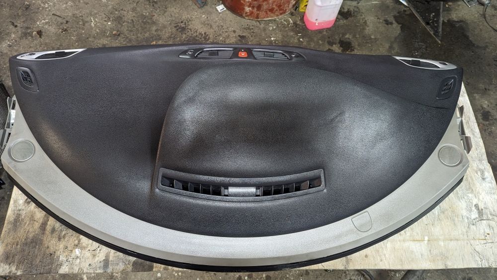 Торпеда, панель безпеки, Renault Scenic 3 681000060R