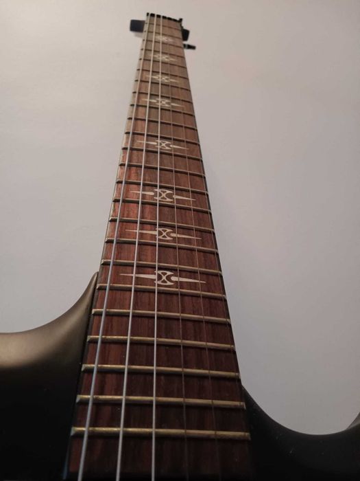 Guitarra Eléctrica Stagg H300 Black Goth