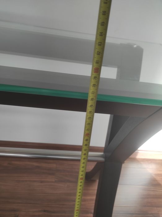 Aparador, tampo em vidro