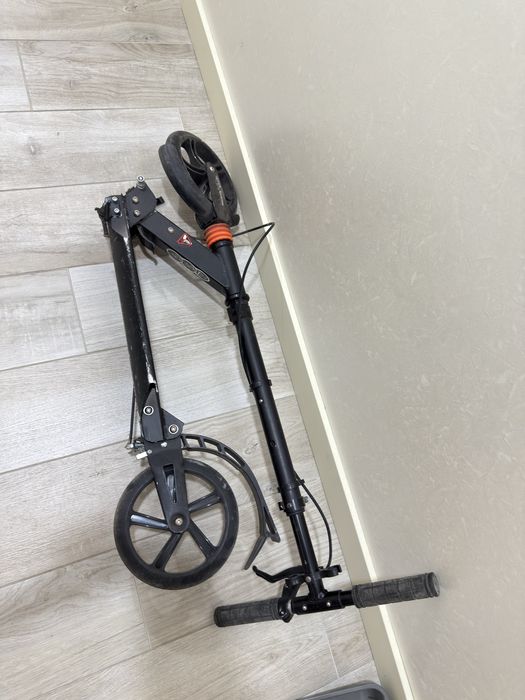 Самокат 10+ в коробці з ручкою