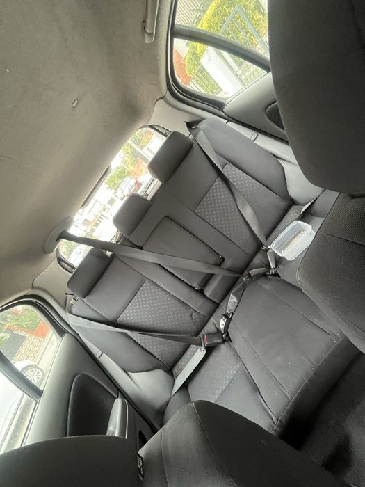 Nissan Almera N16 Gasolina