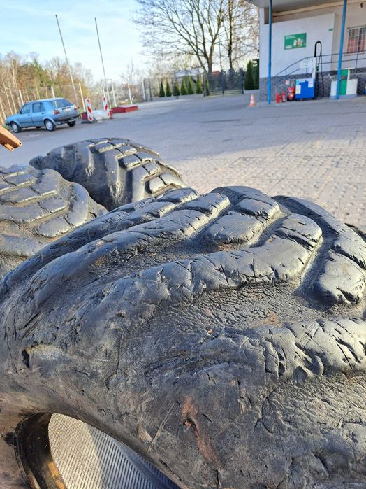 Opony  Nokia 700 /50 26.5