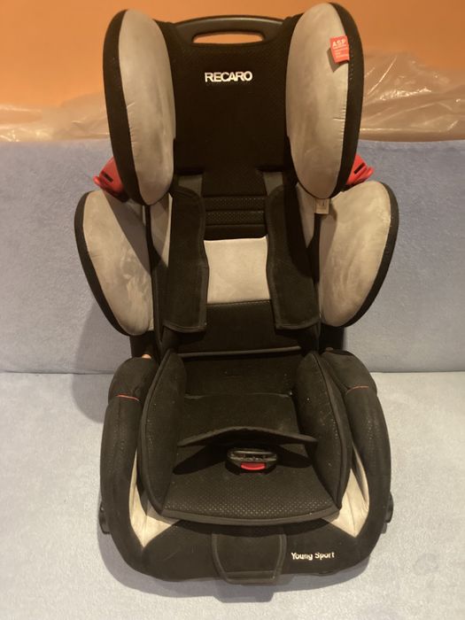 Fotelik samochodowy Recaro Young Sport 9-18kg
