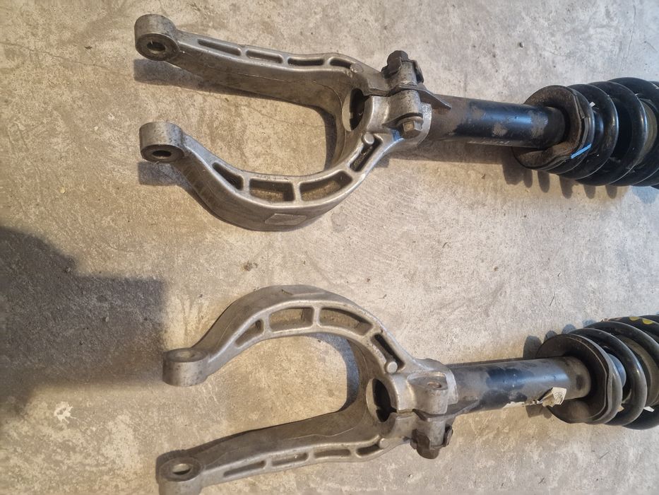 Alfa Romeo 159 amortyzatory wraz ze sprężynami,komplet