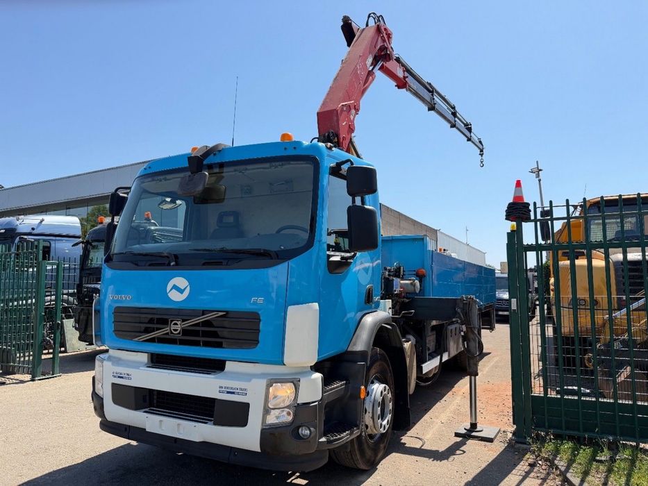 VOLVO FE Com Grua HMF 1563 k4 Excelente C/Radiocomando Apenas 460.000km ###OPORTUNIDADE###