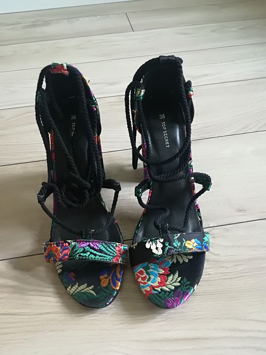 Buty sandałki roz 38 Top secret